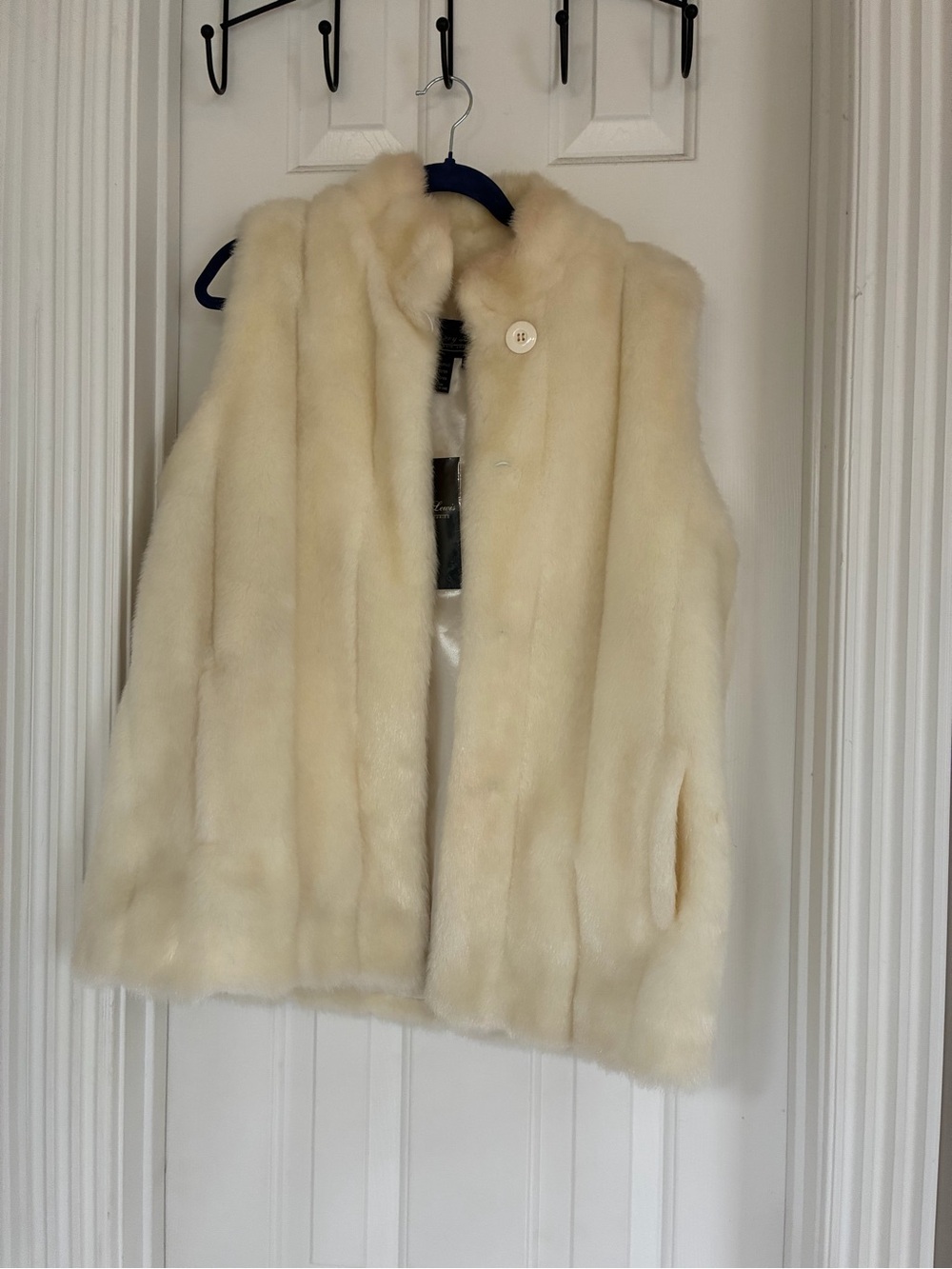 Terry Lewis Classic Luxuries Cream Faux Fur Vest